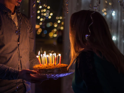 60 frases de aniversário para amiga que reforçam a amizade entre vocês