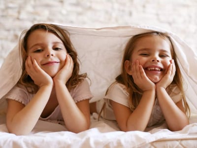 50 frases de carinho para irmã porque ela merece seu amor