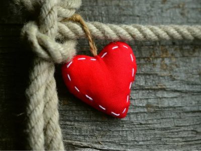 30 frases que tocam o coração para você abraçar seu lado sensível