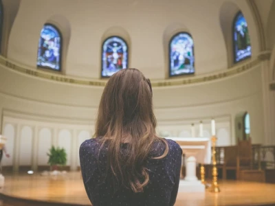 60 frases cristãs para fortalecer a sua fé na rocha que é Deus