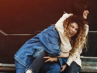 45 frases de autoestima para amigos cheias de palavras de afirmação