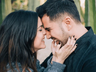 80 frases de cantadas românticas para demonstrar seu amor