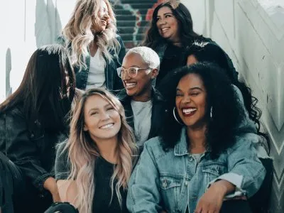 70 frases de empoderamento feminino para exaltar todas as mulheres
