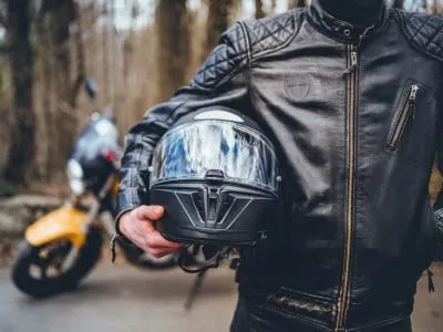 40 frases de motoqueiro para os apaixonados por velocidade