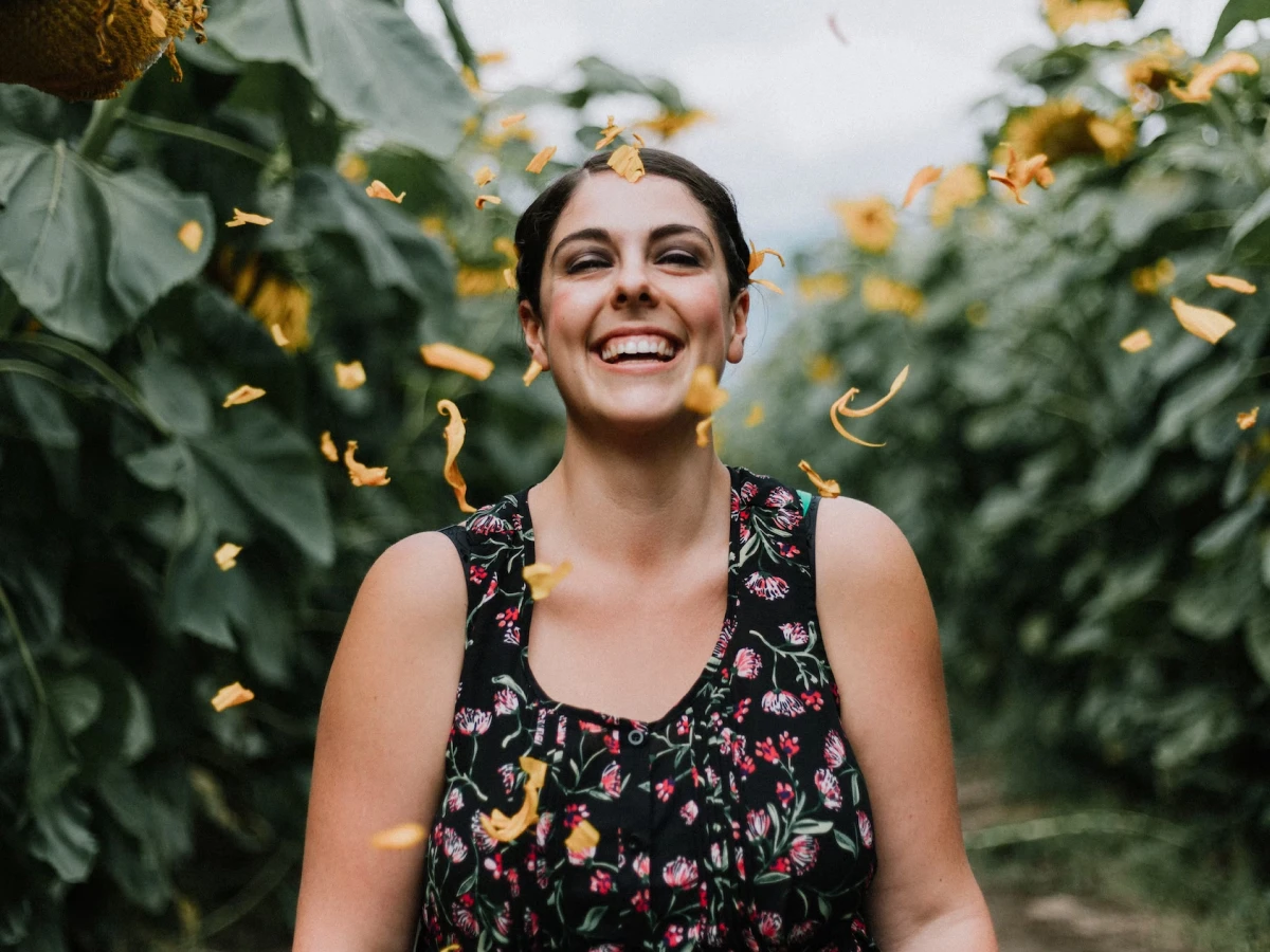 50 frases perfeitas para status que levarão boas energias aos seus contatos