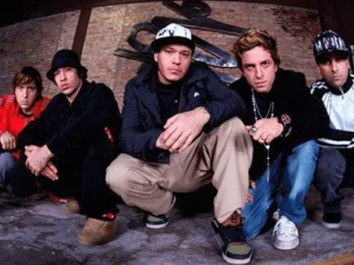 45 frases do Charlie Brown Jr. para relembrar a poesia dessa banda