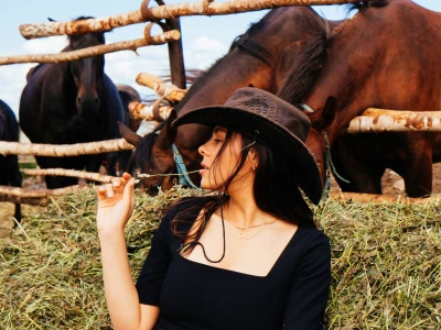 40 frases country femininas que exaltam a beleza das cowgirls