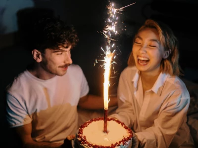 30 frases de aniversário para crush que unem o útil ao agradável