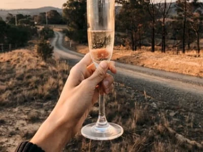 40 frases de brinde para celebrar as conquistas da sua vida