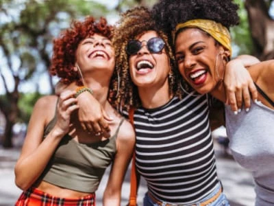 50 frases de carinho e amizade para dizer o quanto ama seus amigos