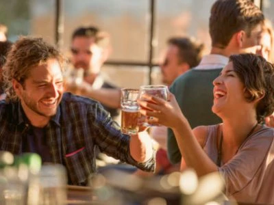 30 frases de cerveja engraçadas só para quem ama uma gelada