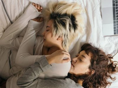 40 frases de dormir de conchinha para exaltar essa maravilha