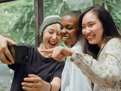 50 frases de elogios criativos que se destacam dentre os demais