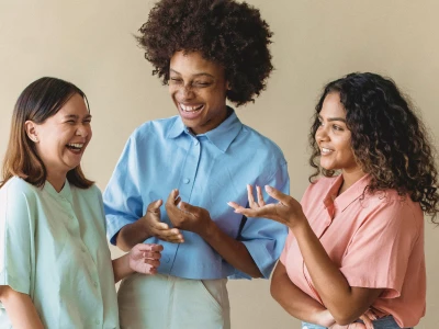 35 frases de homenagem às mulheres que anunciam sua graça