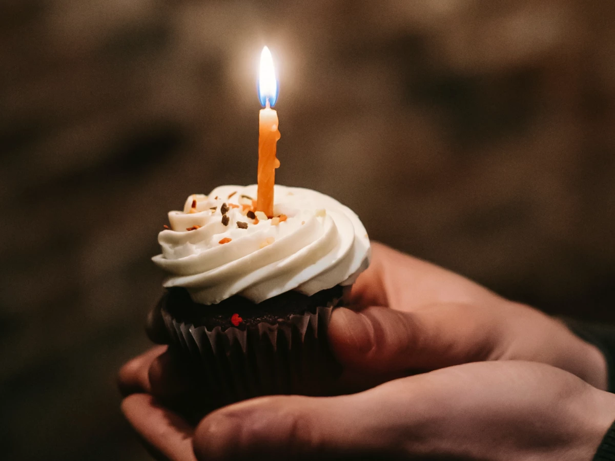 60 frases de parabéns simples, mas com sentimentos sinceros