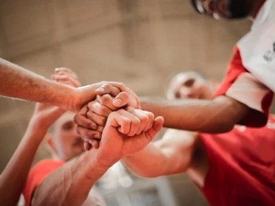 60 frases de pessoas fortes cheias de coragem e determinação