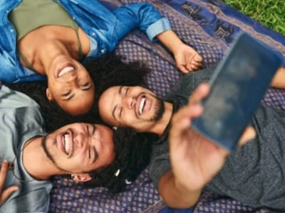 50 frases para amigos especiais que tornam sua vida muito mais feliz