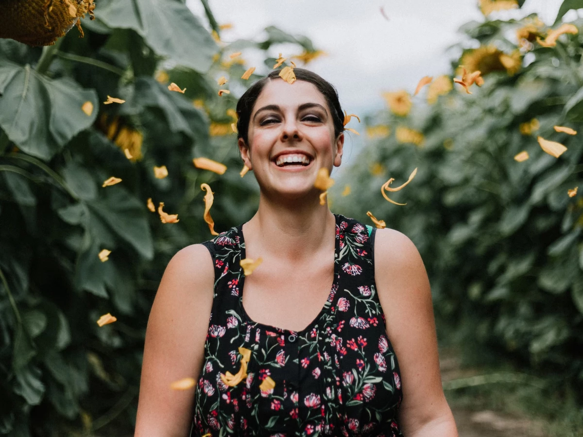 50 frases perfeitas para status que levarão boas energias aos seus contatos