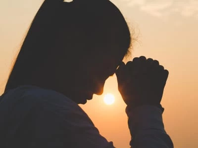 75 frases religiosas para fortalecer a sua fé em Deus