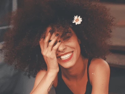 50 frases sobre ser feliz que levarão a alegria de viver para os seus dias